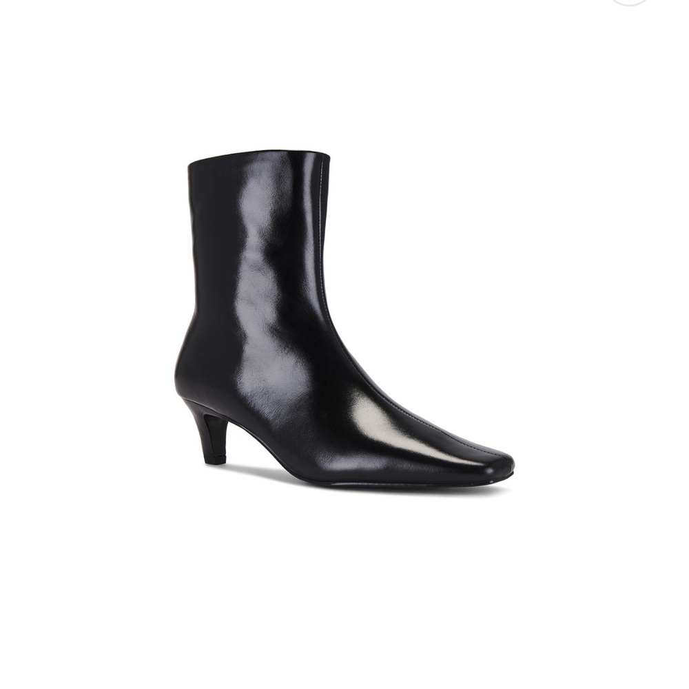 RAYE Lauren Boot in Black